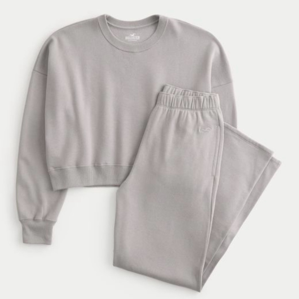 Hollister Gray Cropped Sweatshirt Top and Bottoms